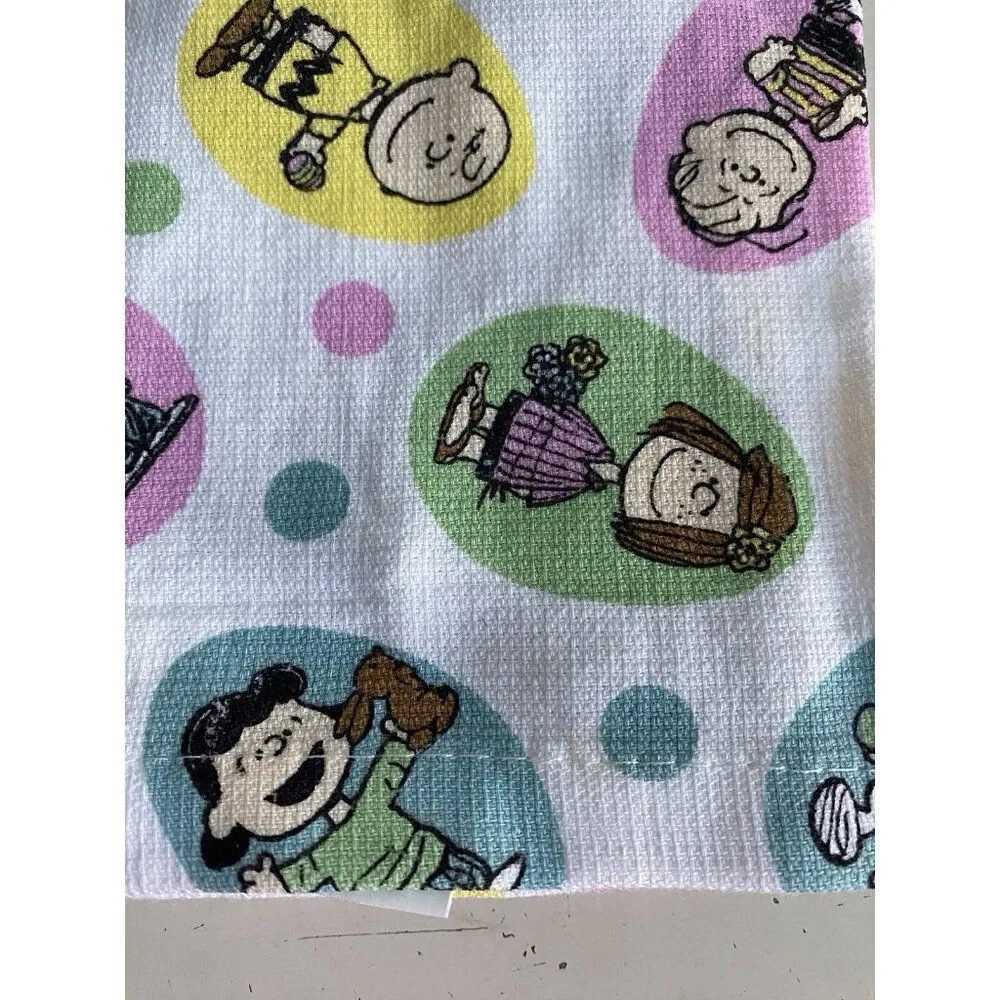 2 Pack Peanuts Snoopy Charlie Brown Gang Easter Eggs Kitchen Towels 16 X 26” NEW